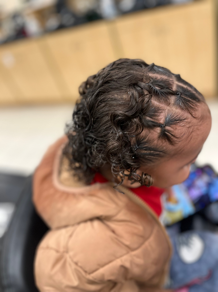 Kid Shampoo Style at Final Touch Of Beauty in Terre Haute, IN