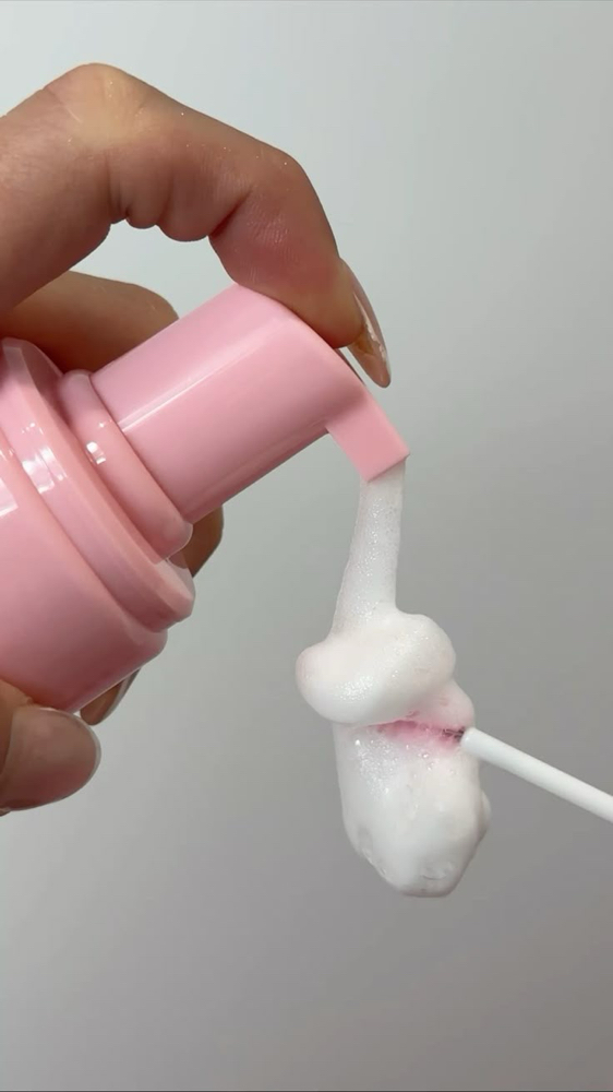 Professional Lash Removal