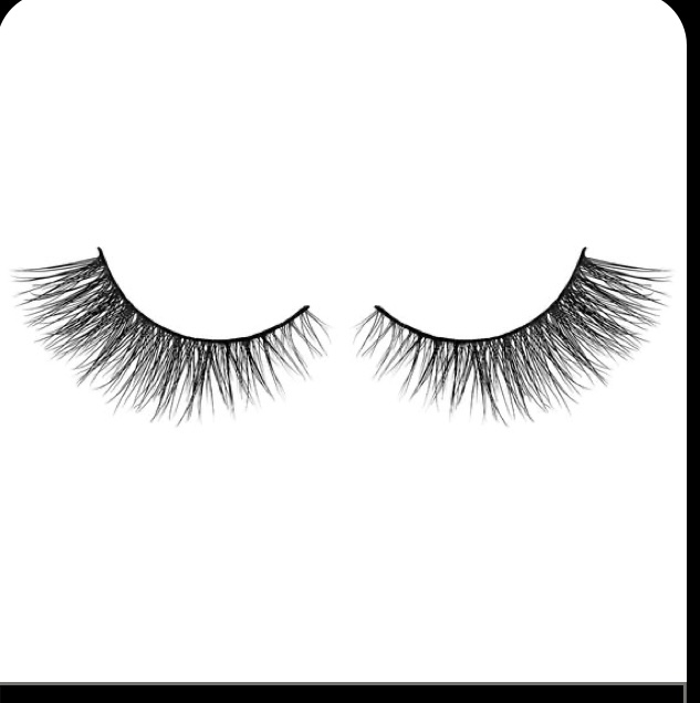 Lash clusters at Skinhours in Kenilworth, NJ