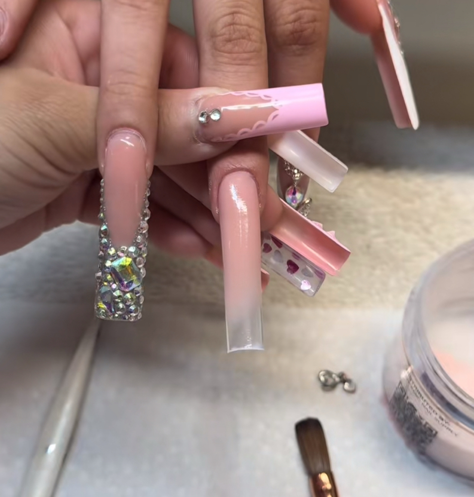 Nail Repairs at Nailsbylisxo in Carpentersville, IL