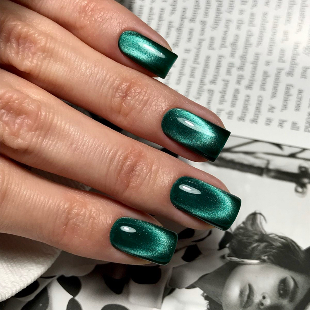 Medium Nail Extensions / Cat Eye — at Julia Nails Florida in Orlando, FL