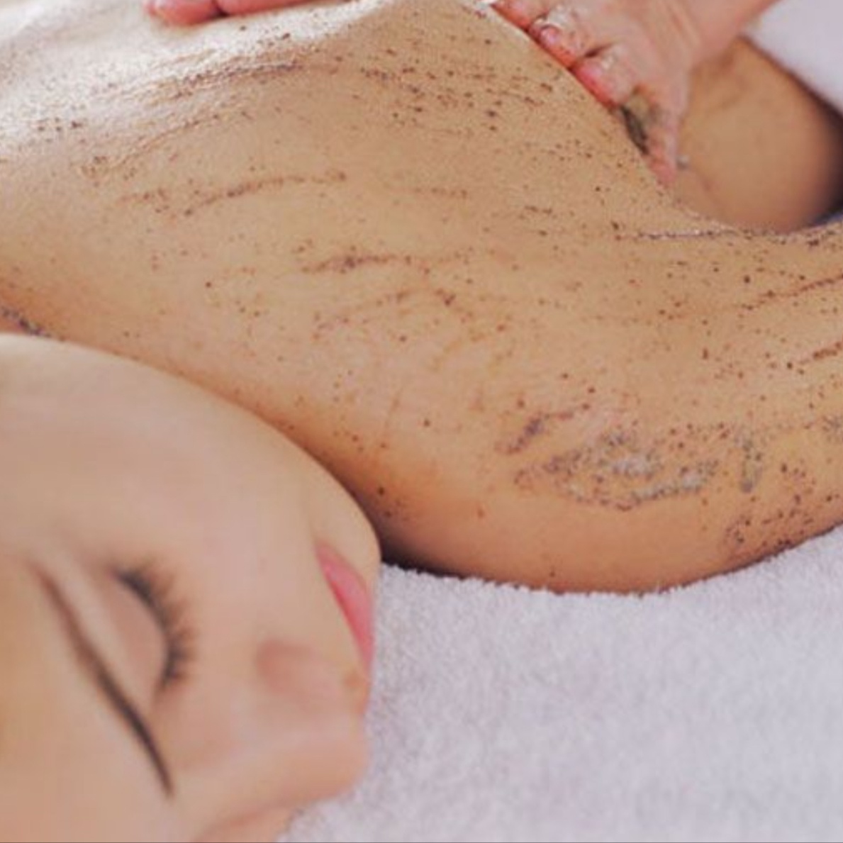 Back Facial at Anastacia Beauty Lounge in Lake Park, FL