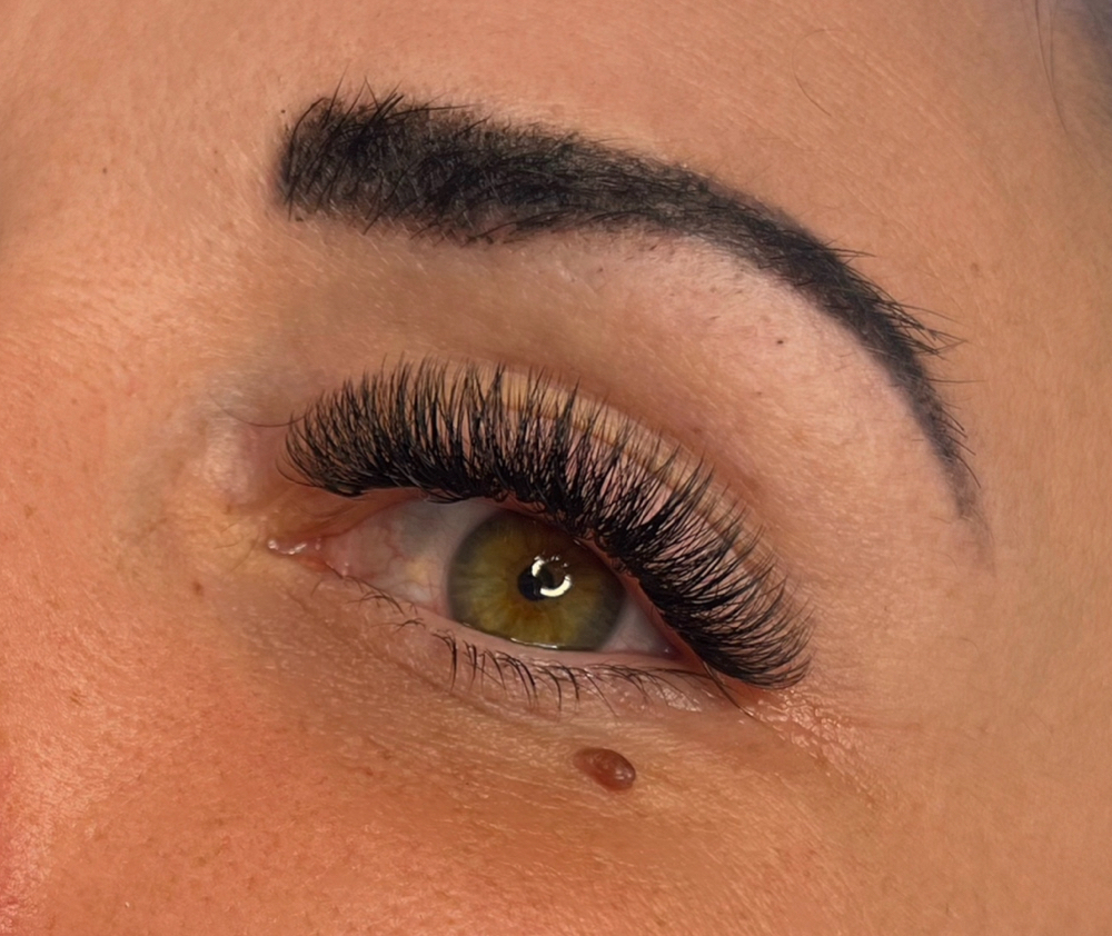 Volume Fill (2+ Weeks) at The Lash Room LV in Las Vegas, NV