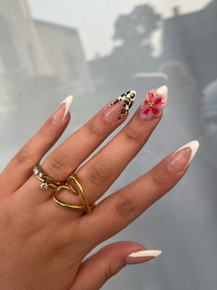Medium Acrylic Full Set