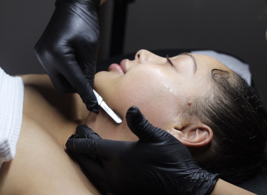 Epicutis Dermaplaning Facial +