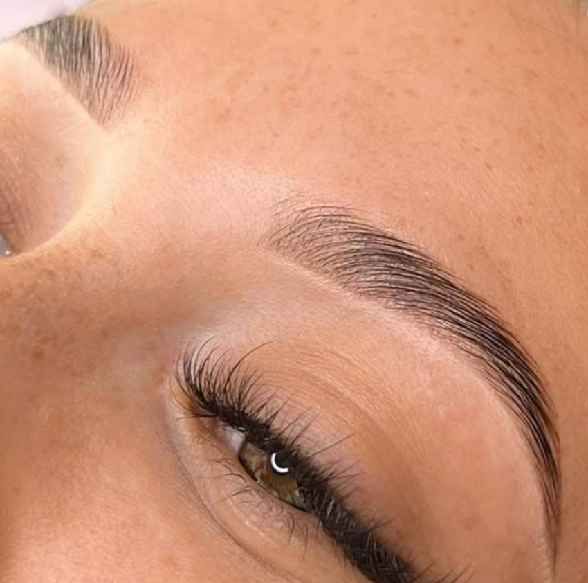 Eyebrow Lamination & Wax (45 Min)