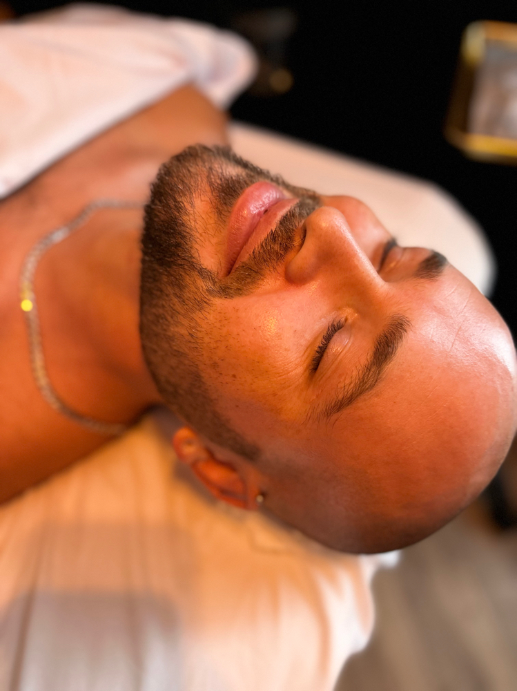 Gentleman’s Facial