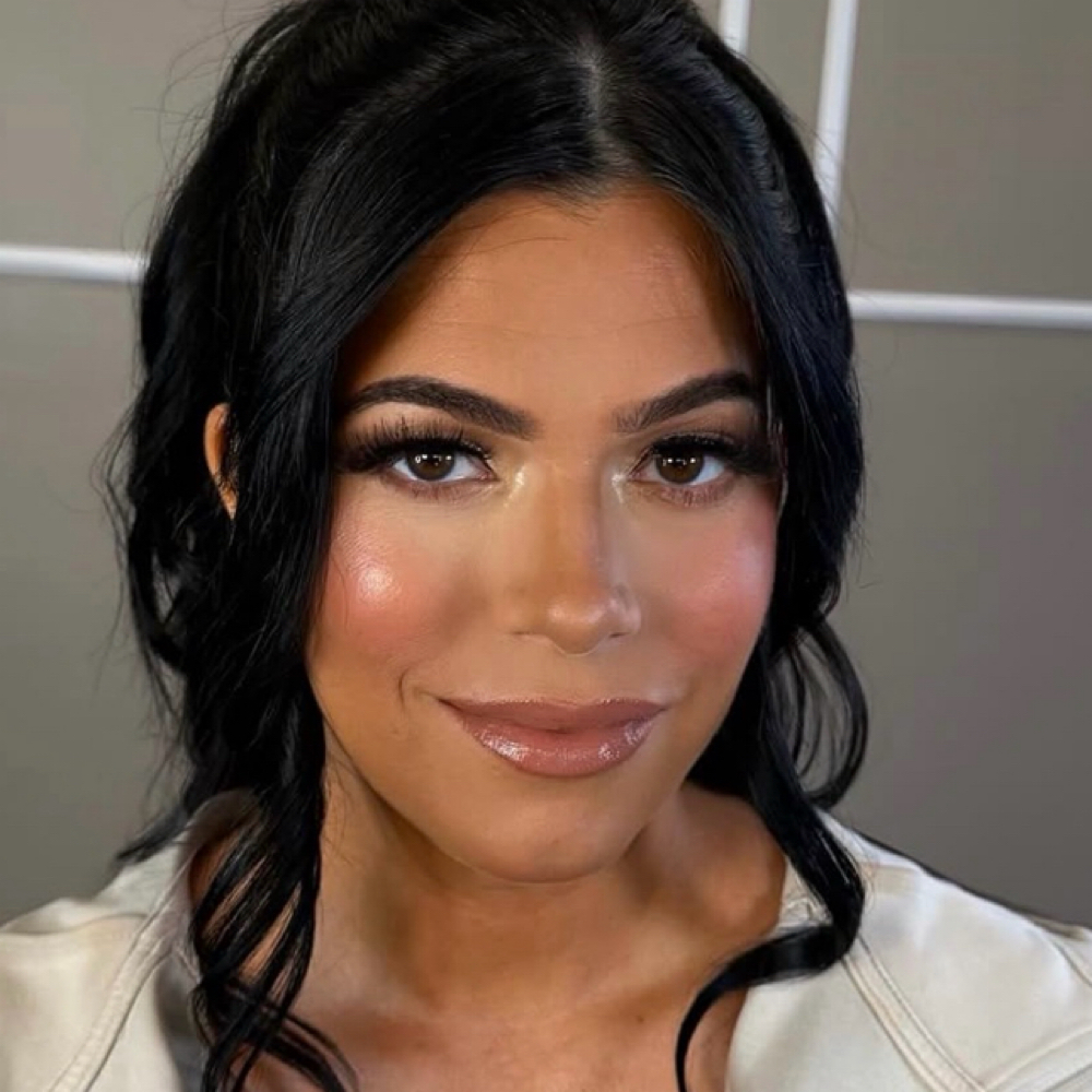 Professional Makeup Session at Luxury Looks Beauty & Esthetics in Manahawkin, NJ