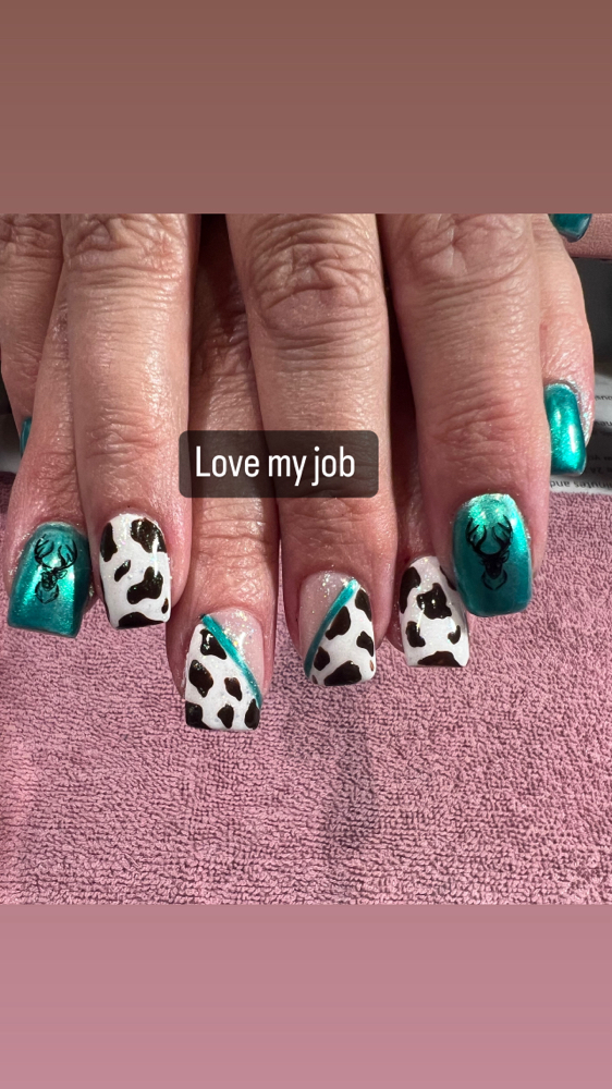 Art More Than 4 Nails