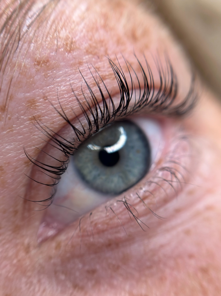 Eyelash Lift & Tint