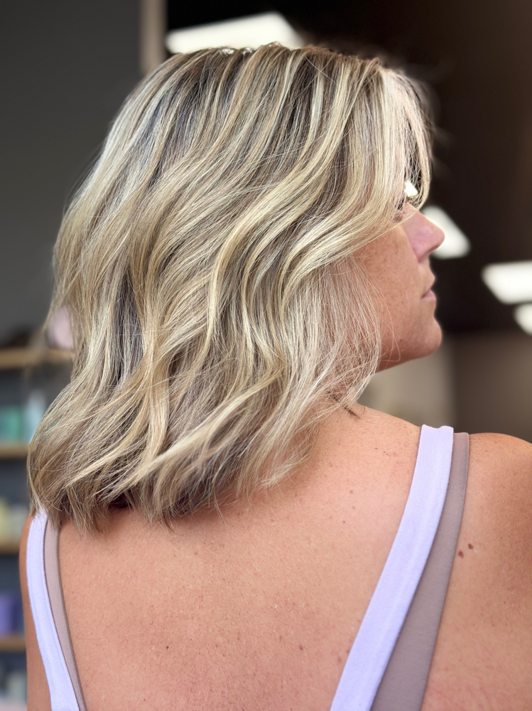 Ladies Haircut & Style