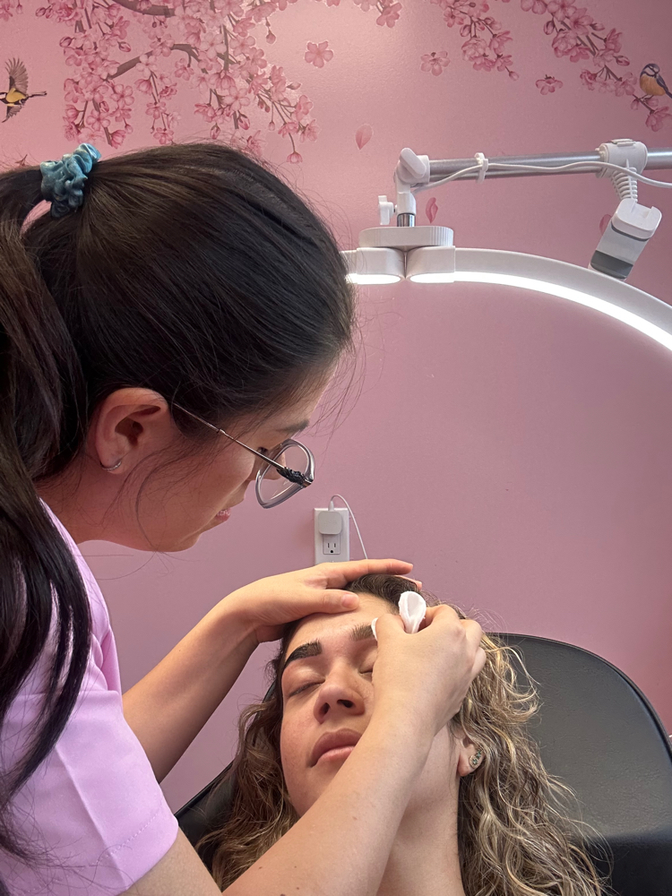Brow // Lamination + tint + shaping
