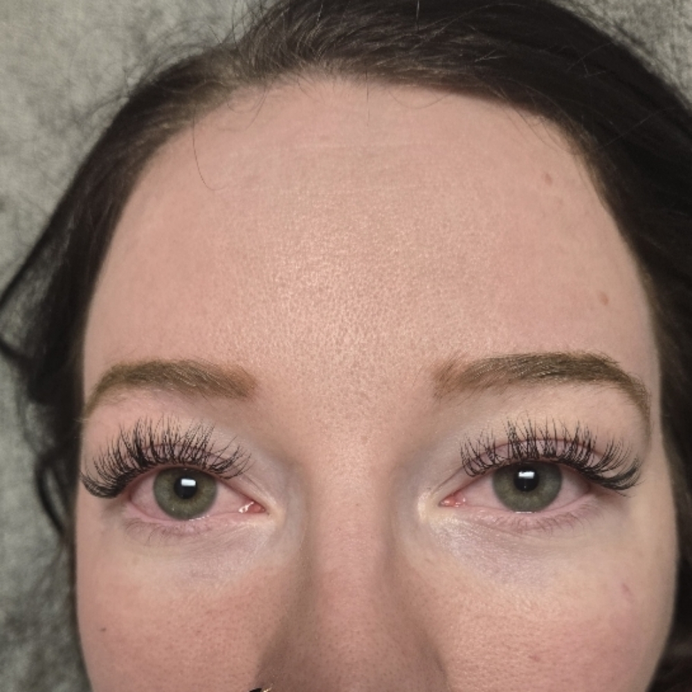 Hybrid Full Set at 121 Studio in Marshall, IL
