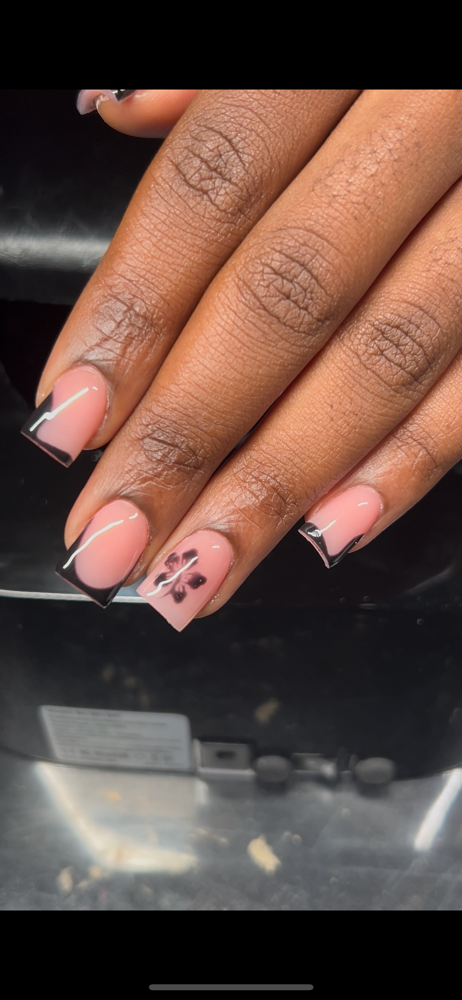 Simple Nail Art