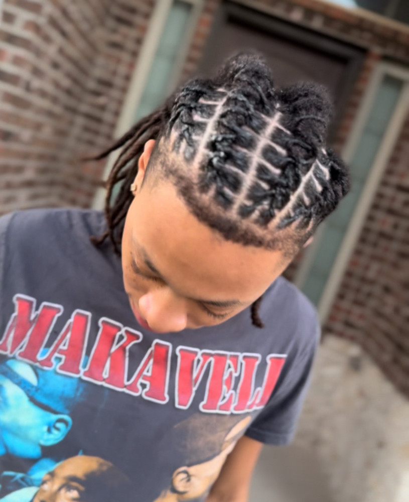 LOC RETWIST at MUNROE in Tempe, AZ
