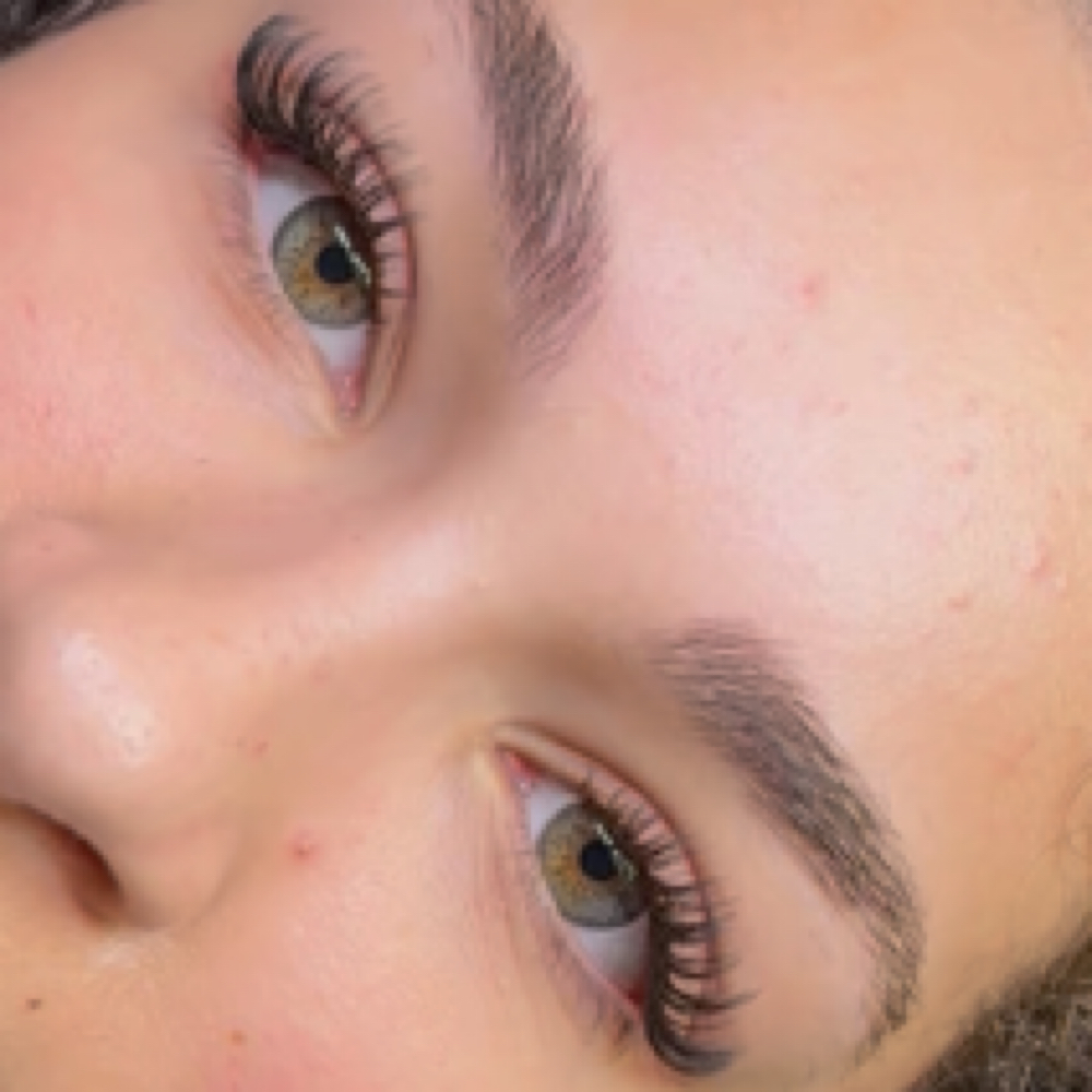 Hybrid Set at Le’von Lash House of Beauty in Lakeland, FL