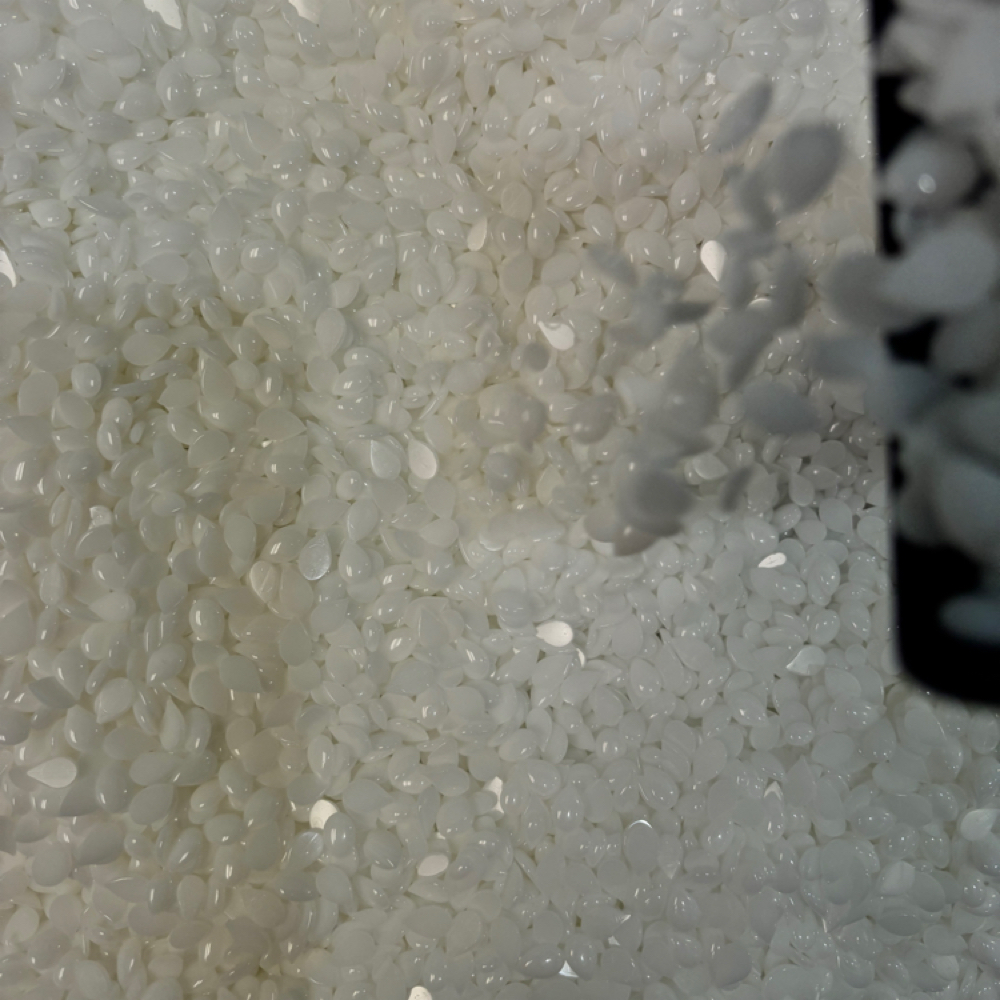 BROW WAX at I’d Wax That Studio in Owensboro, KY