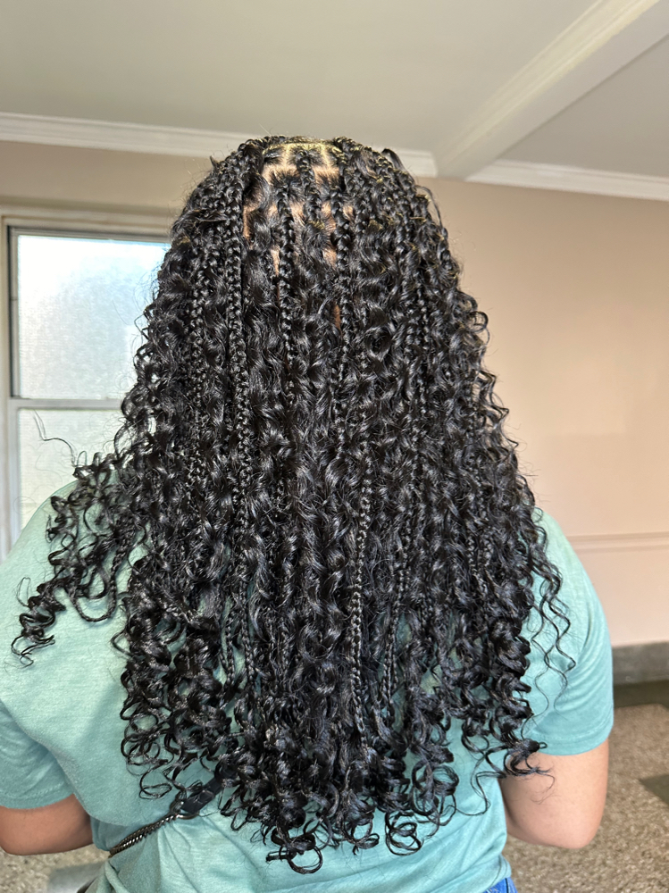 Boho Knotless Braids/Island Twists