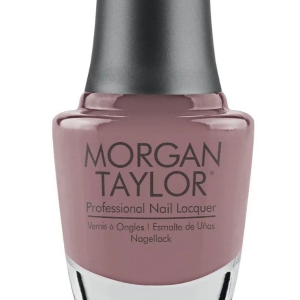 Toes Quick & Pretty Reg. Polish at Kris Nye's Nails in Milton-Freewater, OR