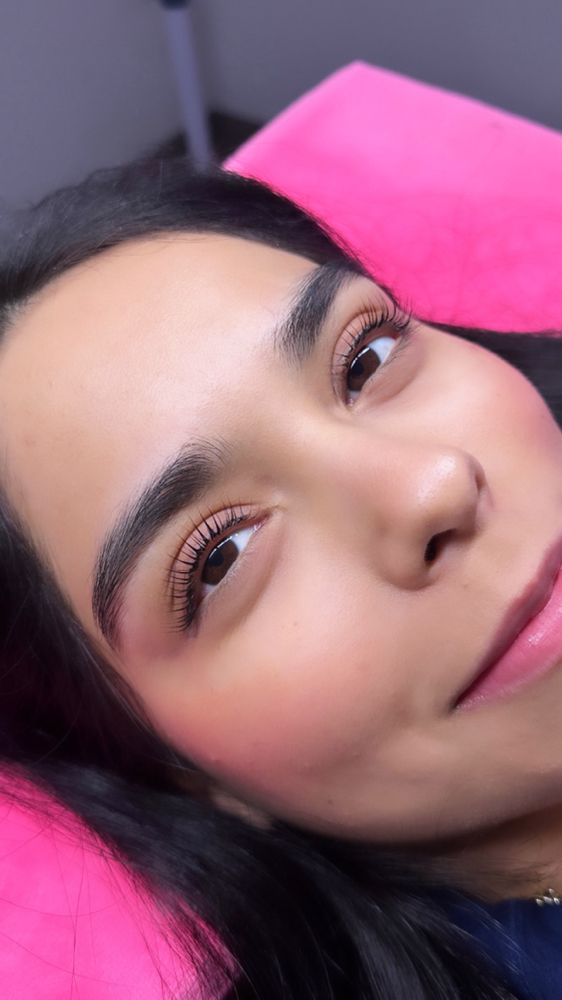 Lash Lift + Tint ✨