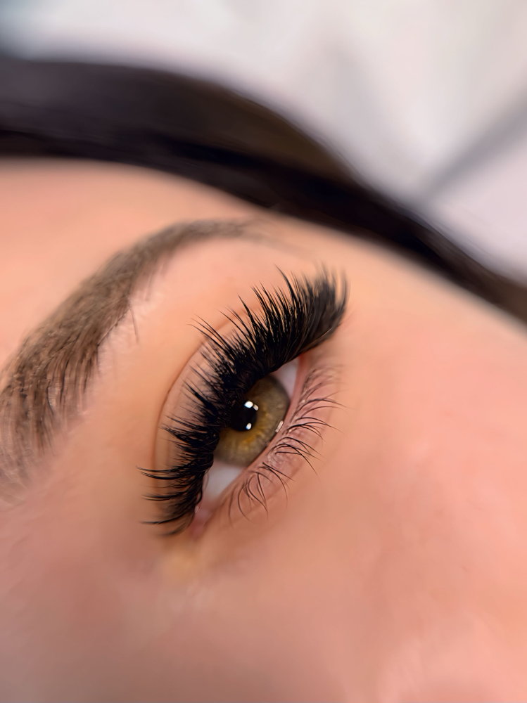 Full Set Of Lashes- Any Style