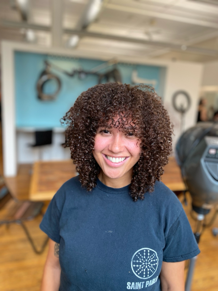 Curl Haircut With Roxy