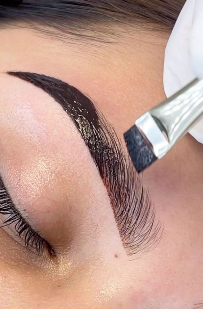 Eyebrow Tinting at DV Luxe Esthetic in Augusta, GA