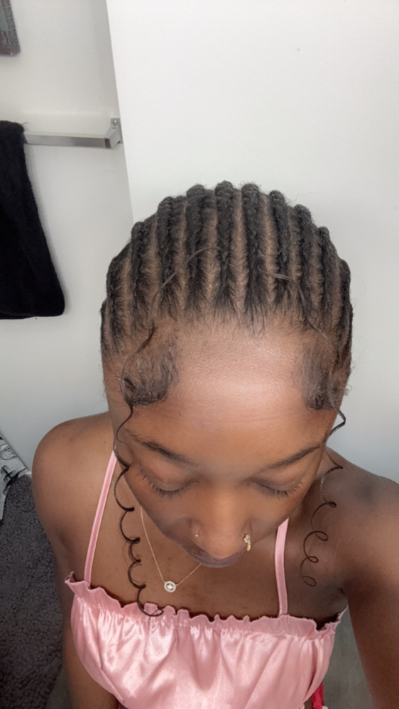 10-12 Feed-In Straightbacks