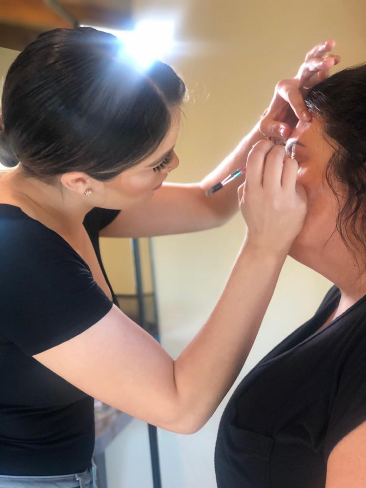 One On One Makeup Lessons