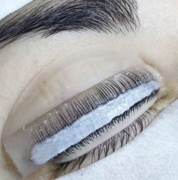 Lash lift and Tint