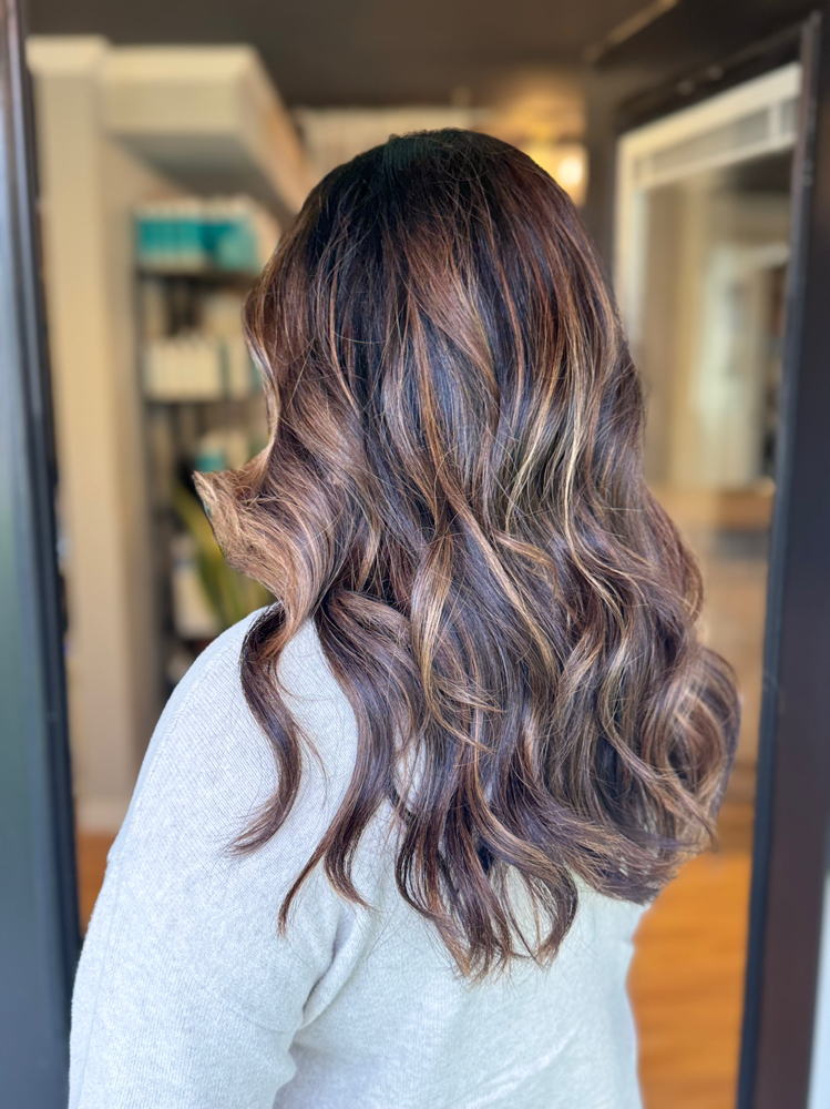 Partial Lived In blonde