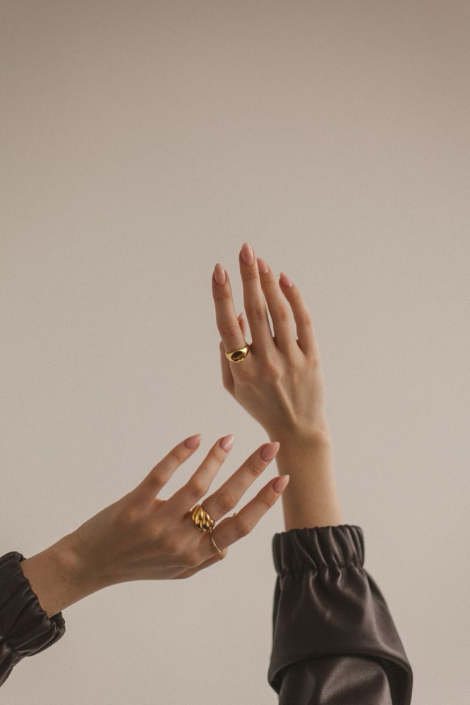 Acrylic nails