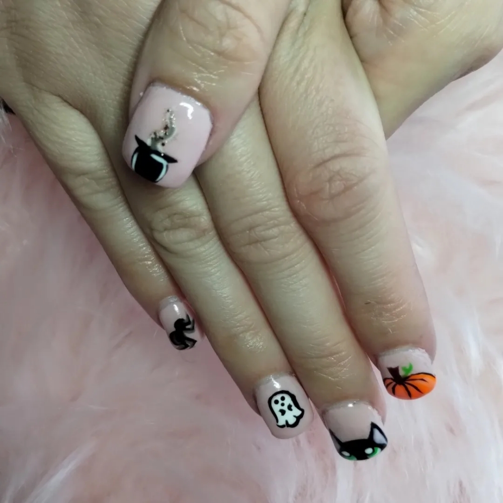 Manicure & Gel Overlay