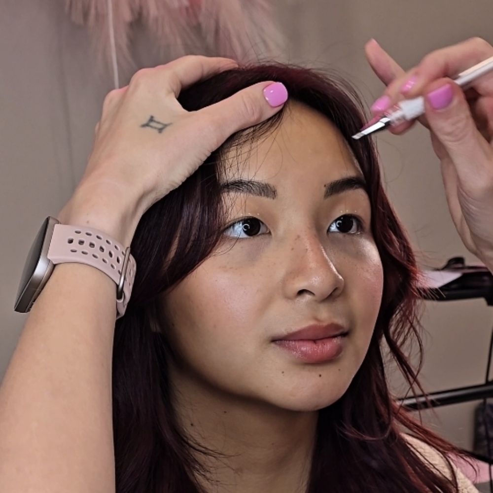 Lash/Brow Consultation