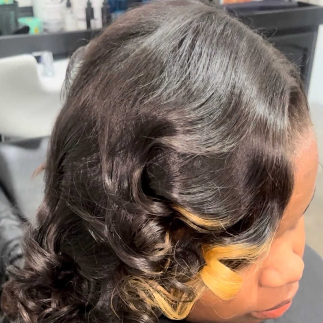 Elite Restore Silk Press/Blowout at Kept By Kanika in Oak Park, MI