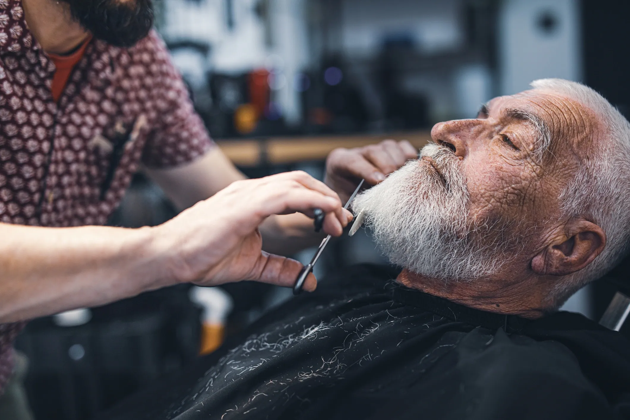 "LEMME GET A #1"(CUT & BEARD TRIM)