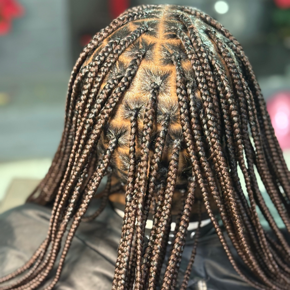 Medium Knotless ♡ at Toots Touch Beauty in FarmVille, VA