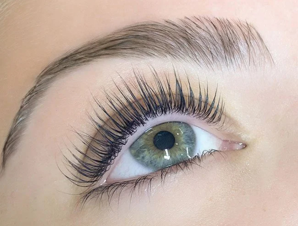 Lash Lift + Tint