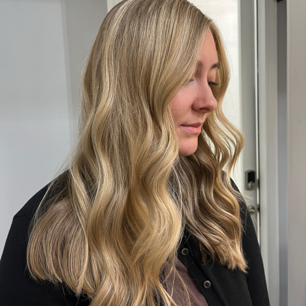 Blonde Touchup (Partial Highlights)