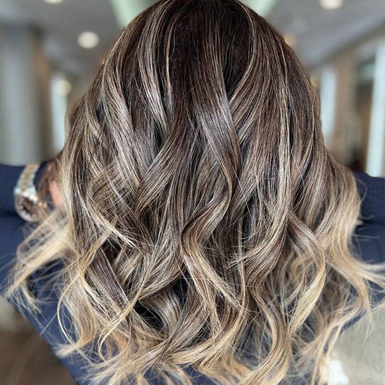 Womans Haircut (Medium)