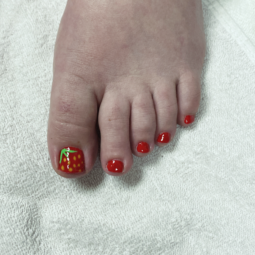 Deluxe Pedicure With Shellac