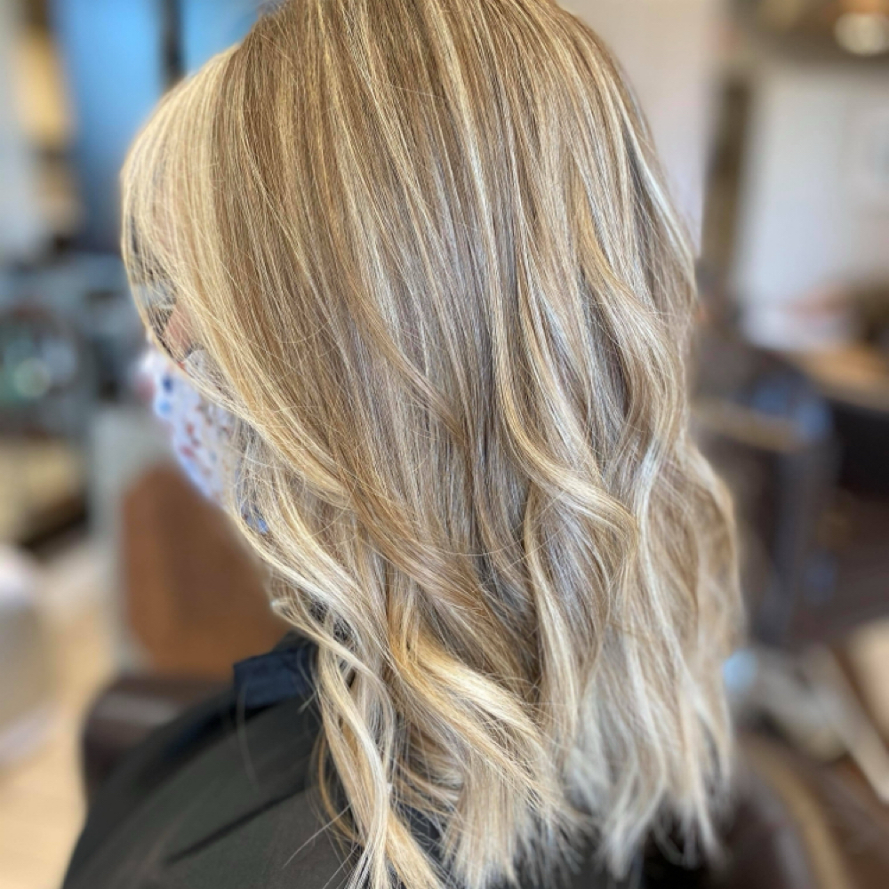 RETOUCH FULL FOIL at Blown Away Hair Lounge in Spring Hill, FL