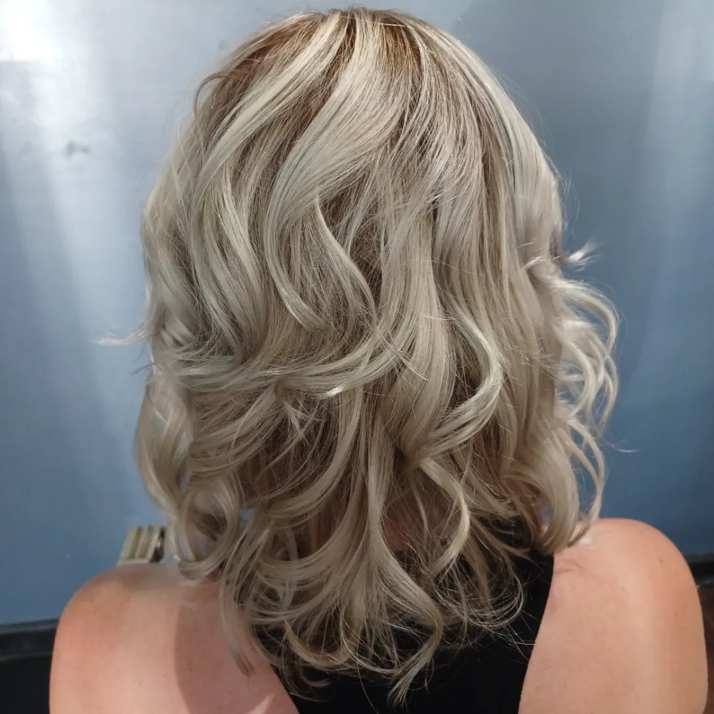 Root Touch Up And Full Highlight