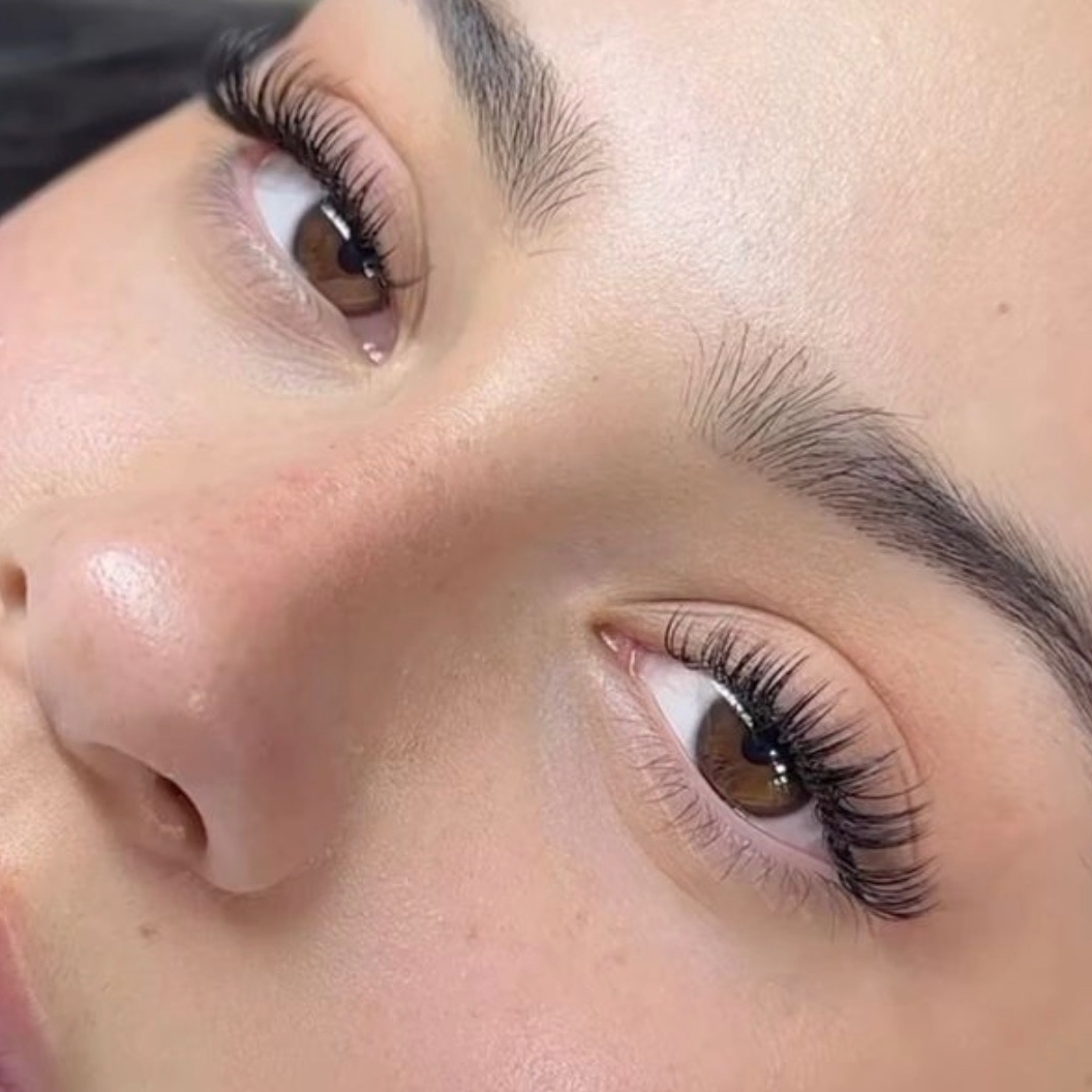 Wet Set / Hybrid Lash Extensions at Bare + Bronzed in Fort Worth, TX