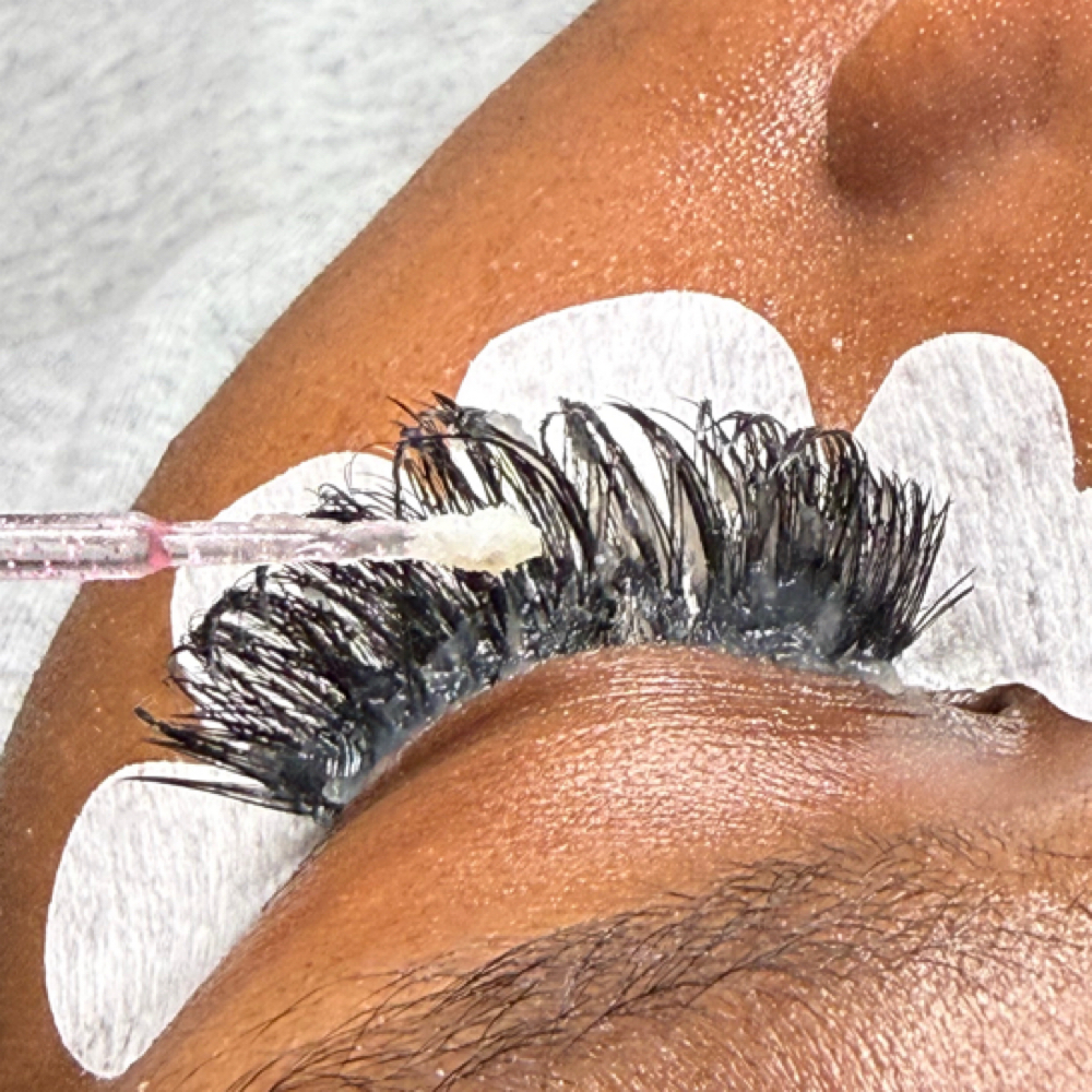 Lash Removal at Always Crowned Beauty LLC in Peoria Heights, IL