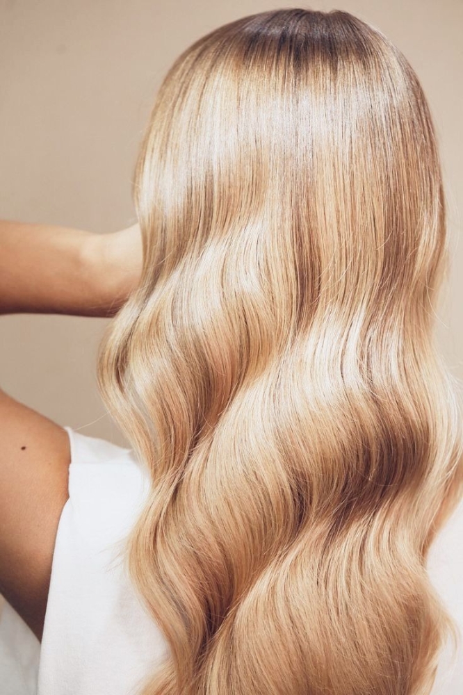 Platinum Retouch Blonding at Eden Salon in Tampa, FL