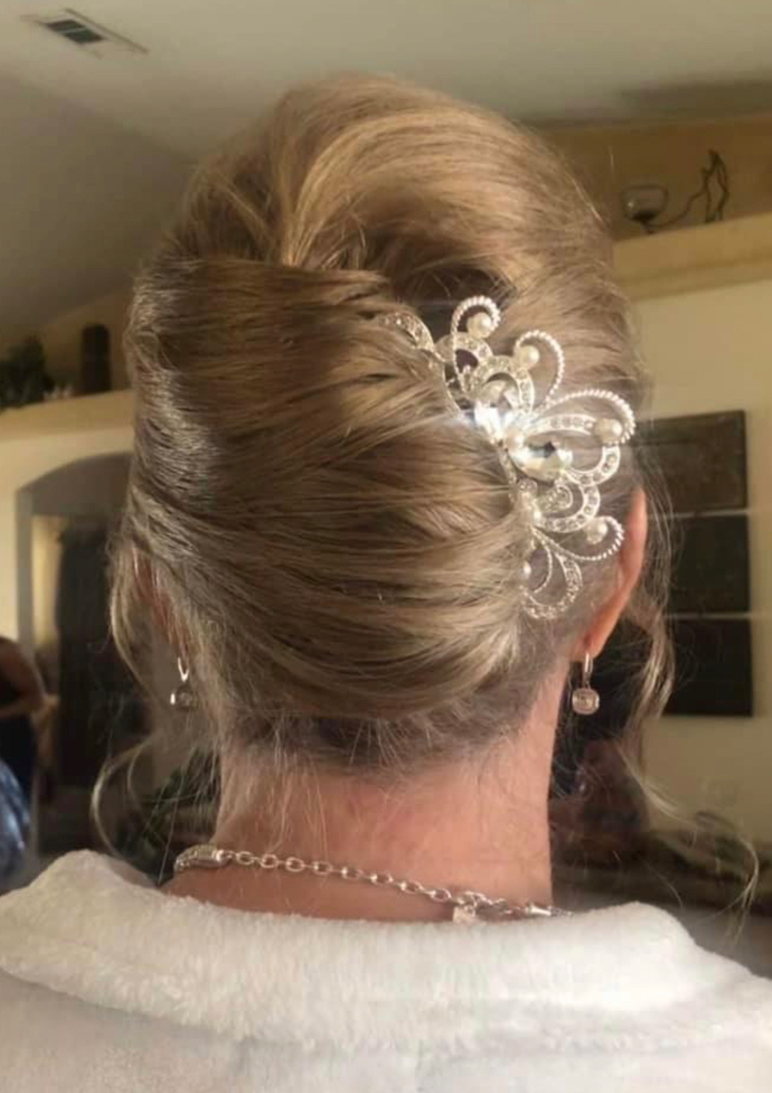 Mother Of Bride/Mother Of Groom at Lasting Impressions LHC in Lake Havasu City, AZ