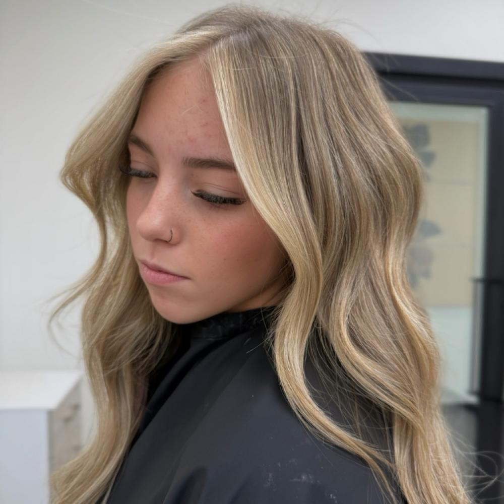 Face Frame Highlight at Blondingbybridgette in Yakima, WA