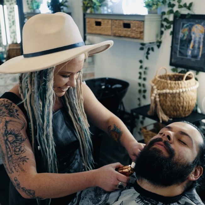 🪒Beard trim and shape