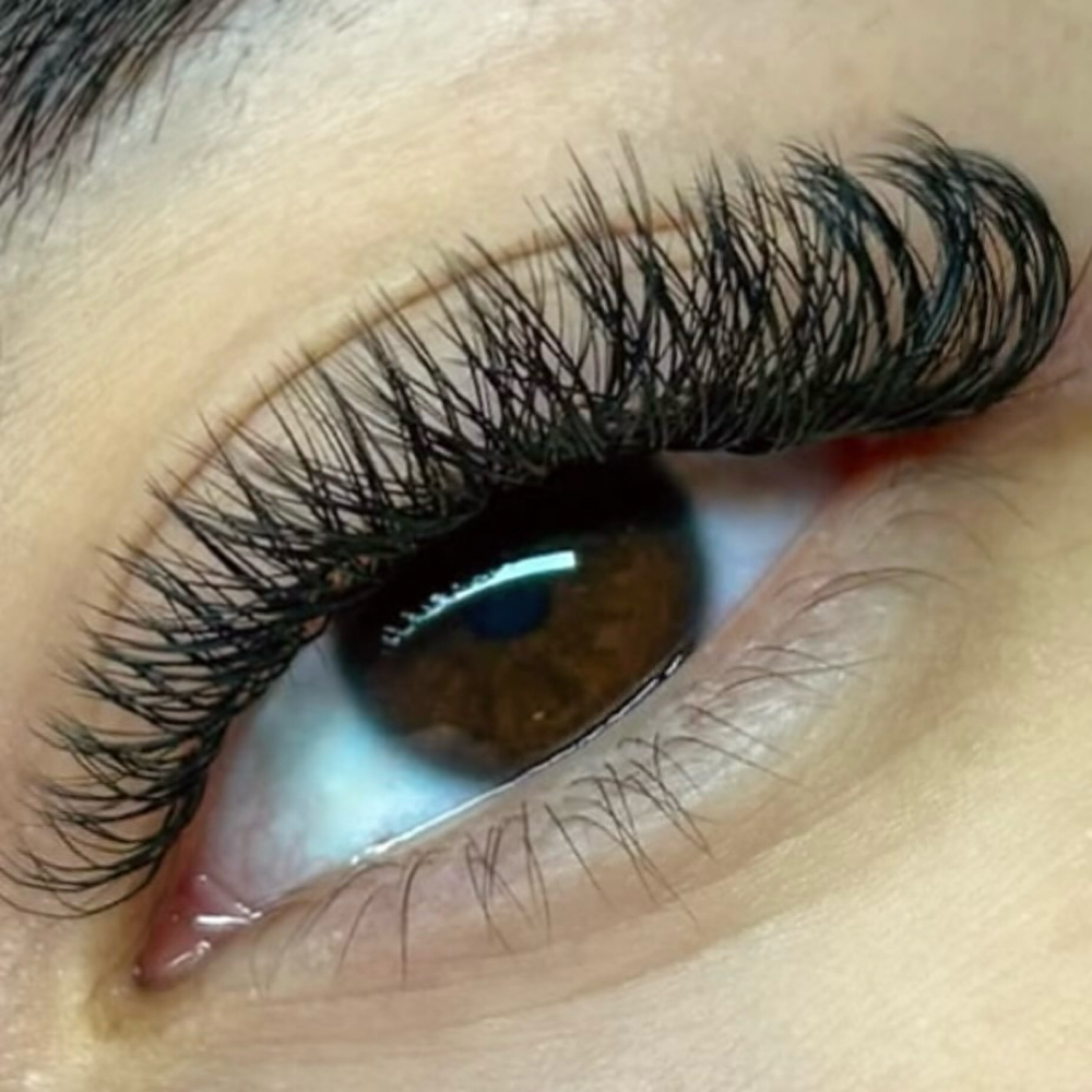 YY Lash Extensions ( Full Set ) at Bella Lash Esthetics in Montgomery, TX